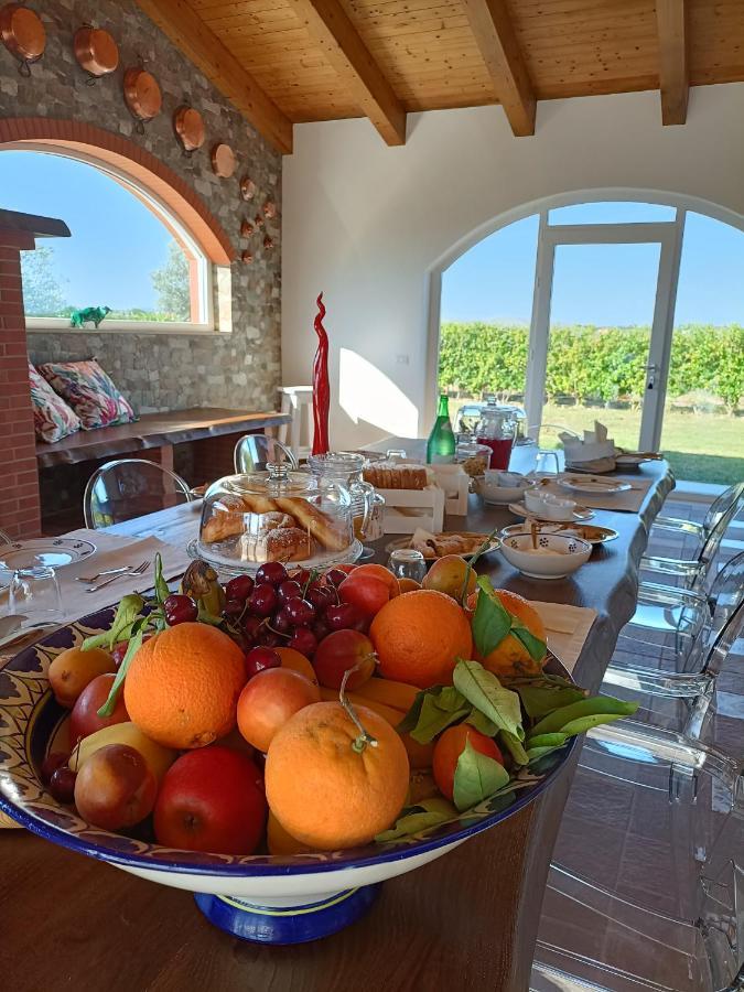 La Ricarda Dimora Di Campagna Bed and Breakfast Paestum Eksteriør billede